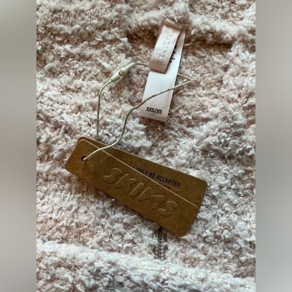 Pink SKIMS zip hoodie - Picture 2 of 4